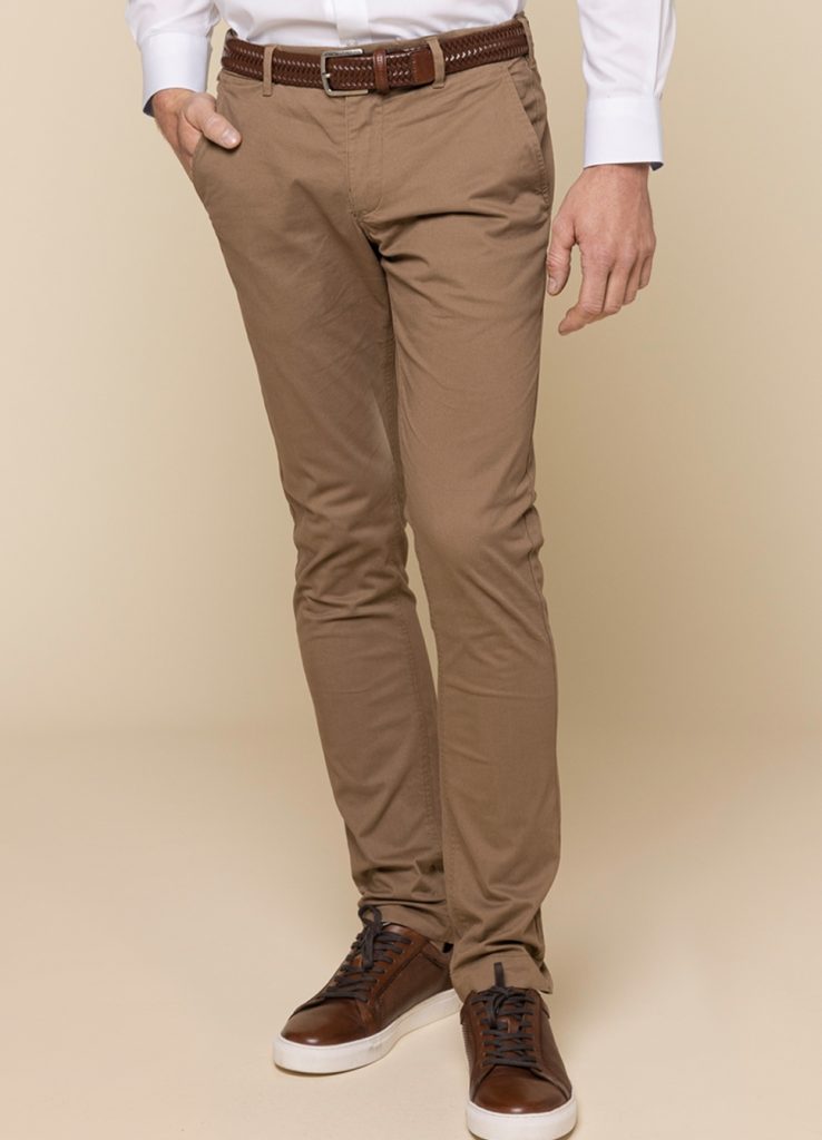 Chinos vs Dress Pants & Trousers - What's the Difference?